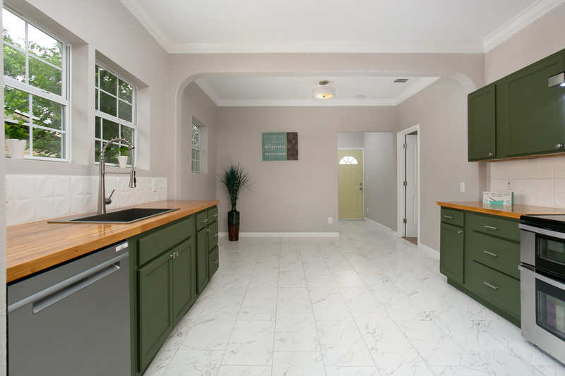 Normal 1560539091 14 1001 W Summit14 Mls
