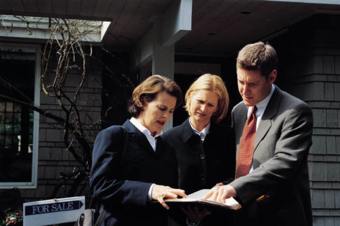 3 Loan Programs to Help Sell Your Investment Property loan programs for real estate investors