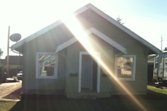 How to Flip Real Estate Without Killing Your Contractor House