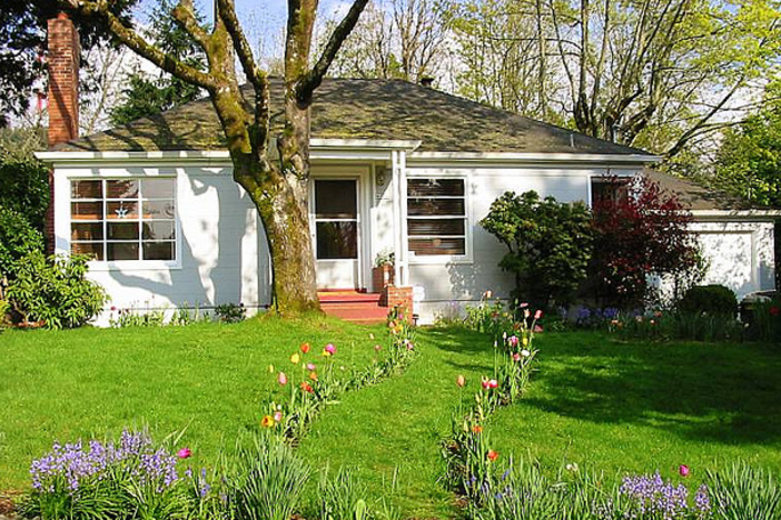 Two Simple Ways to Use Spring to Massively Increase Your Real Estate Leads real estate leads