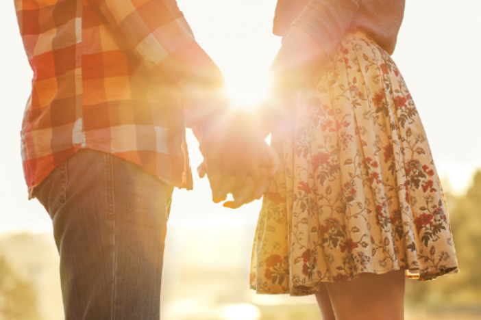 8 Tips to Help You Work Better With Your Significant Other