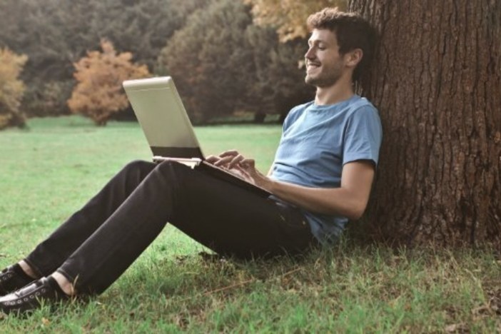 How Often Should I Blog? Your Guide for Achieving Maximum Content Exposure computer-sharing-post