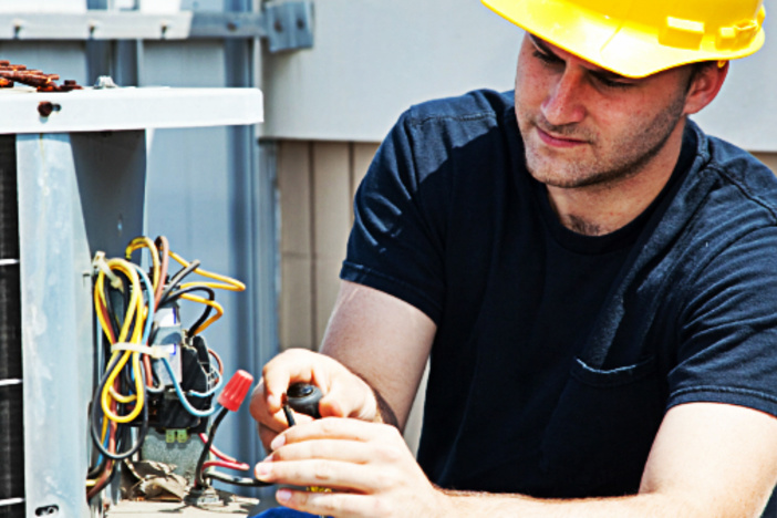 5 Tips for Assessing an HVAC System When Buying a Home inspect-hvac