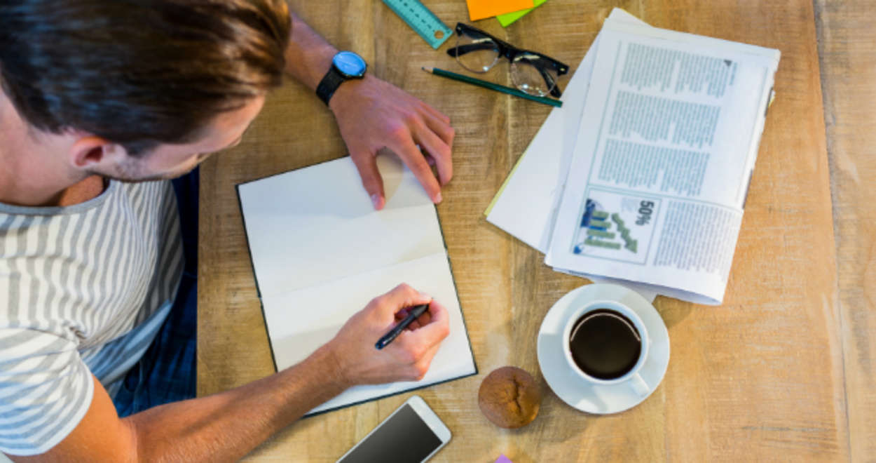 How to Set Short, Mid & Long-Term Goals on Your Quest for Financial Freedom short-sale
