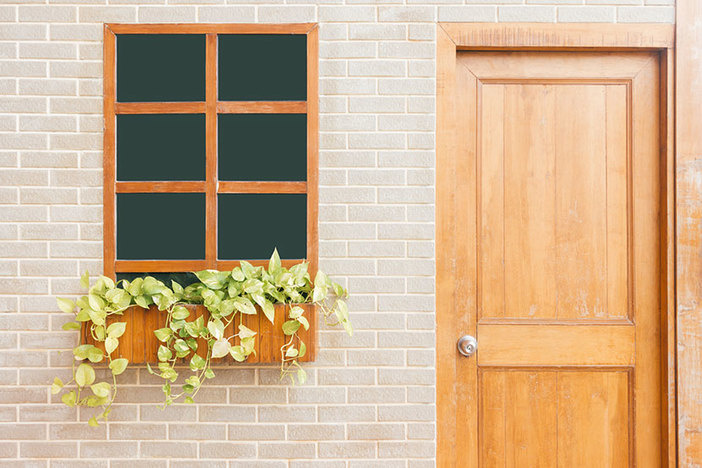 Is It Better to Buy & Rehab or Purchase Turnkeys? A Look at the Pros & Cons turnkey-real-estate